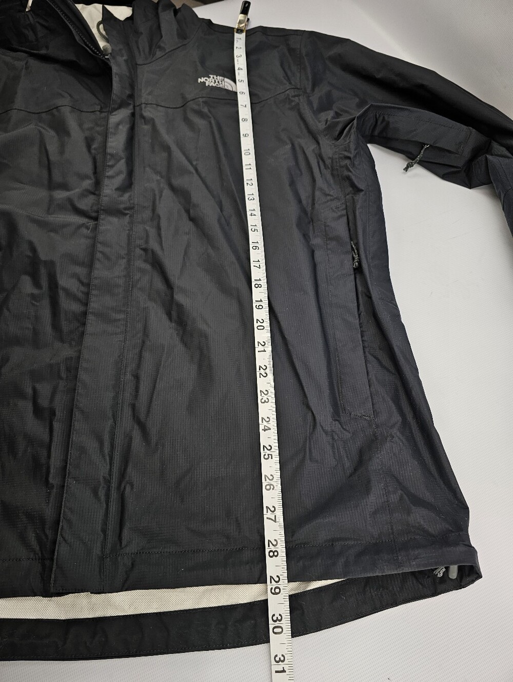 The North Face Men’s Venture 2 Waterproof Vented Hooded Rain Jacket Size XL - Picture 11 of 12